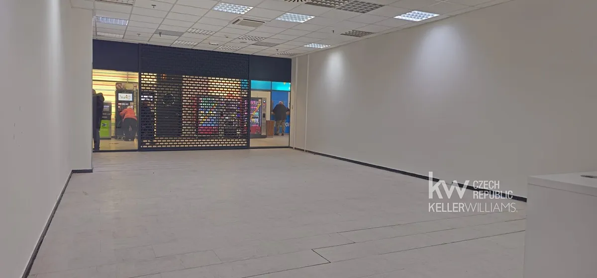 Pronájem obchodního prostoru 94 m²